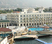Rocks Hotel